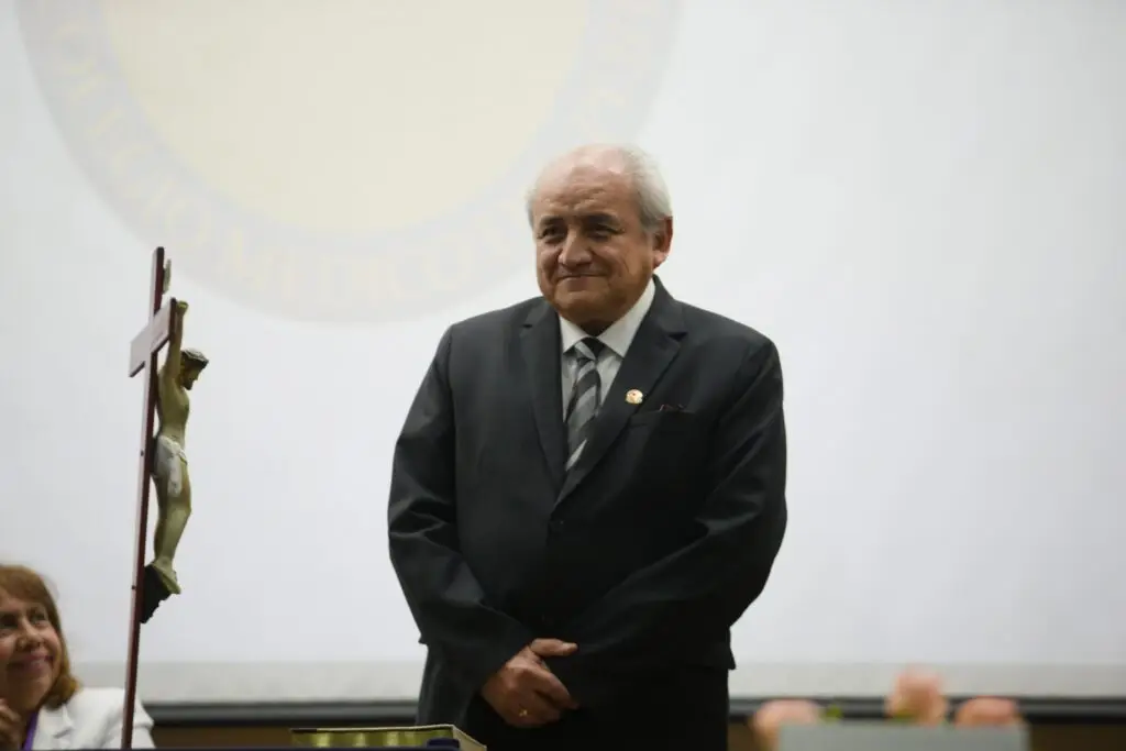 Dr. Félix Medina asume la presidencia de la Sociedad Peruana de Cardiología