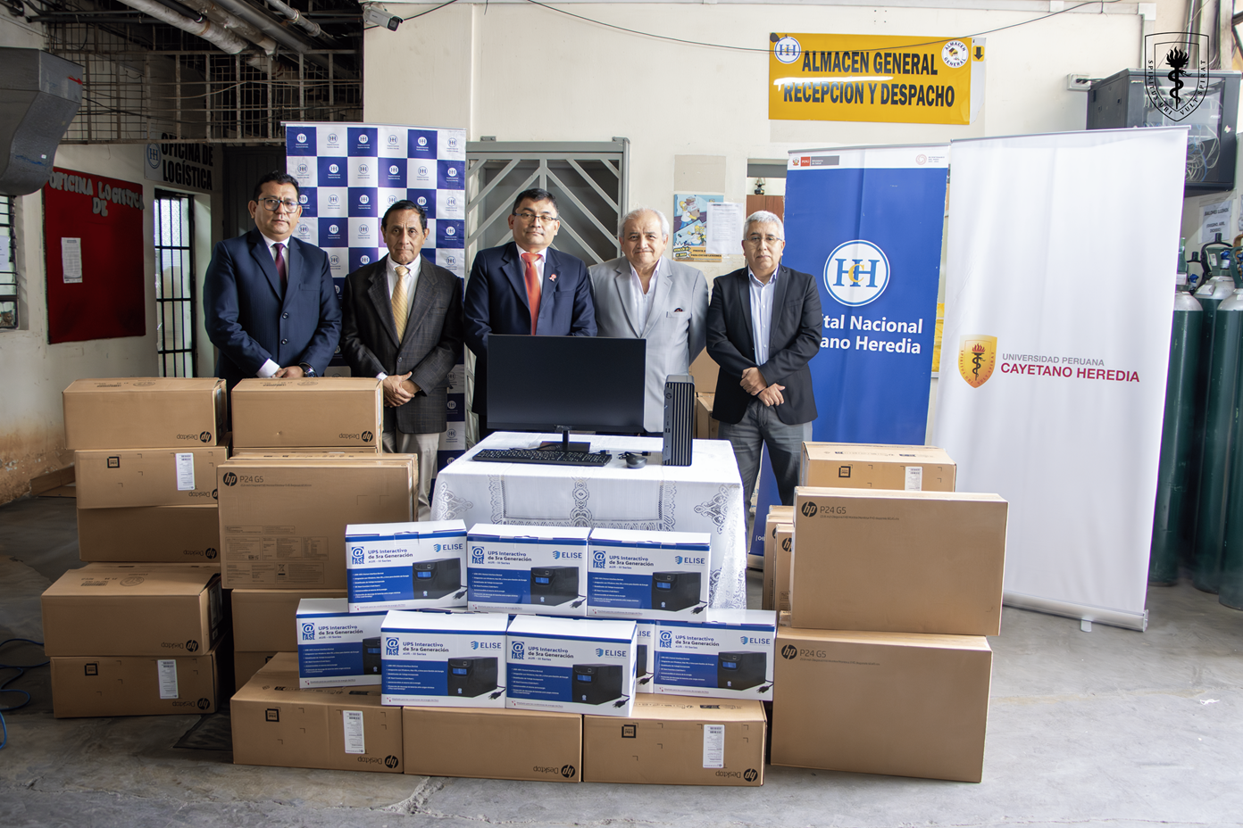 Como parte de convenio, Cayetano entrega 25 equipos de cómputo al Hospital Nacional Cayetano Heredia