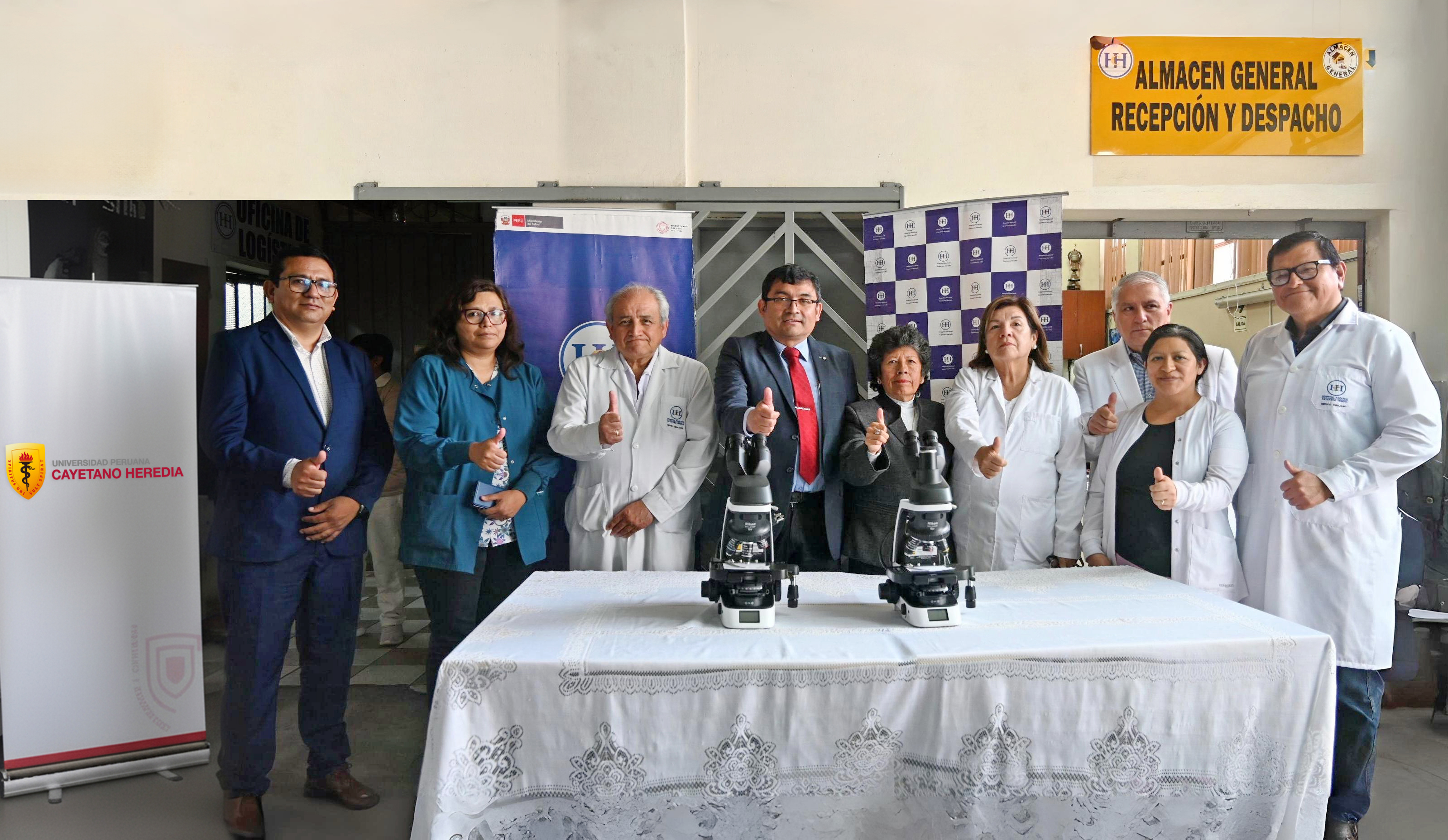 Cayetano entrega nuevos equipos de microscopía al Hospital Nacional Cayetano Heredia en el marco del Convenio Específico de Cooperación Docente Asistencial