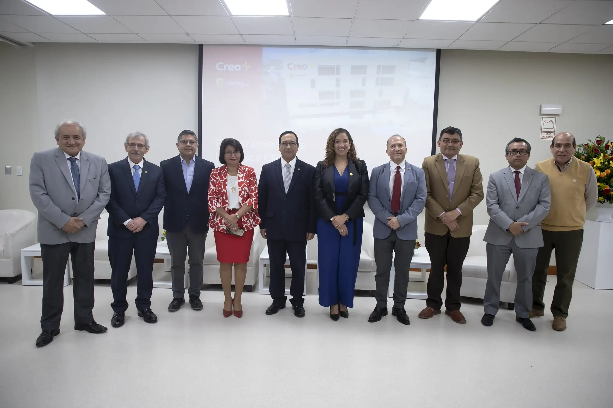Clínica CREO+ inaugura una etapa de modernización con avances en oncología, cirugía y salud ocupacional