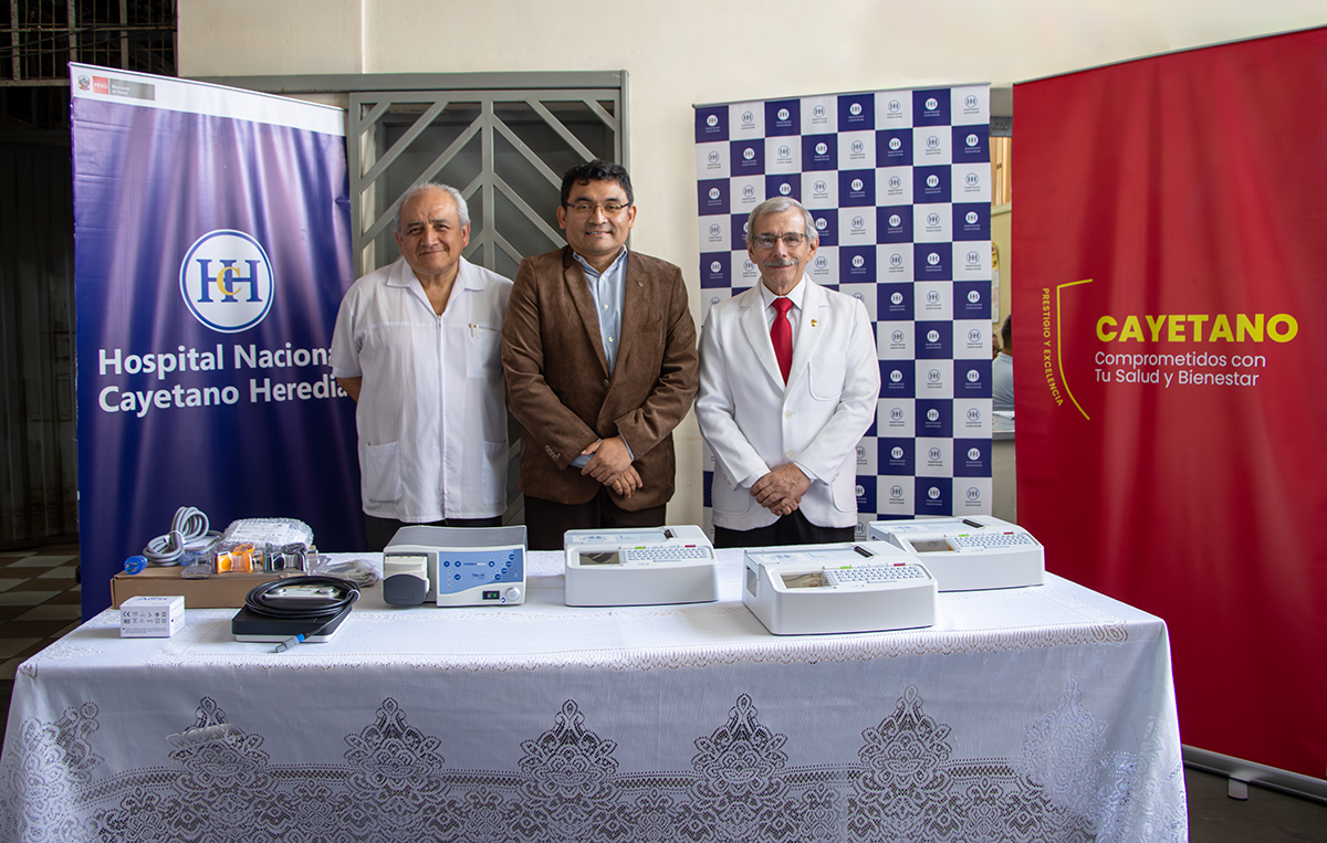 Universidad Peruana Cayetano Heredia entrega equipamiento médico especializado al Hospital Nacional Cayetano Heredia