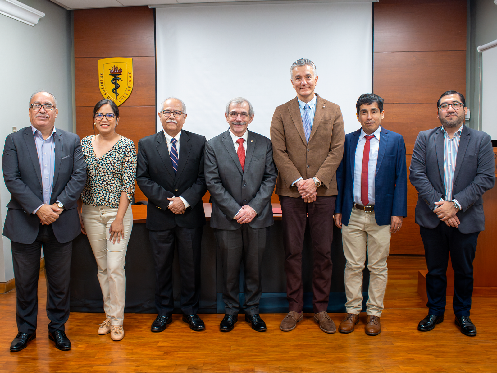 Incorporación del Dr. Jorge Burneo como Investigador Correspondiente Senior a la Unidad de Investigación de Neurología y Neuropediatría